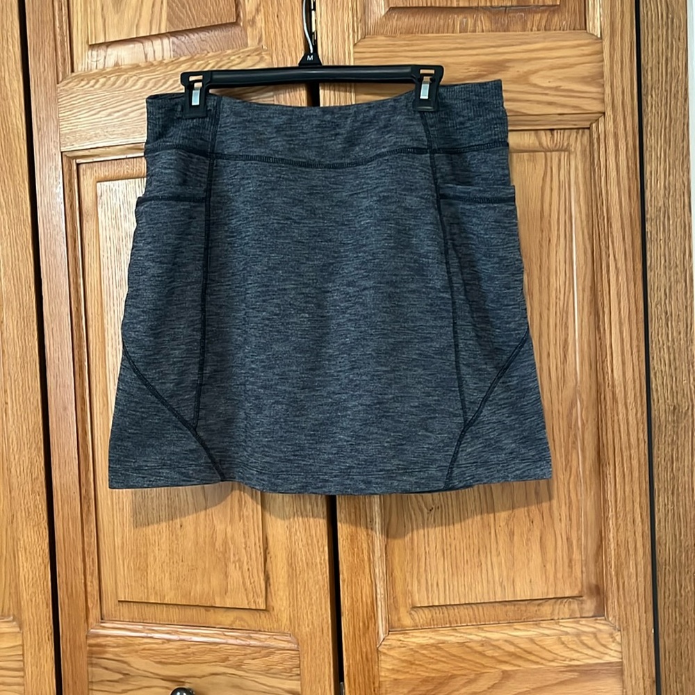 Athleta skort size M